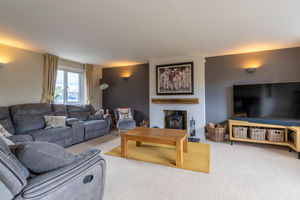 Lounge- click for photo gallery